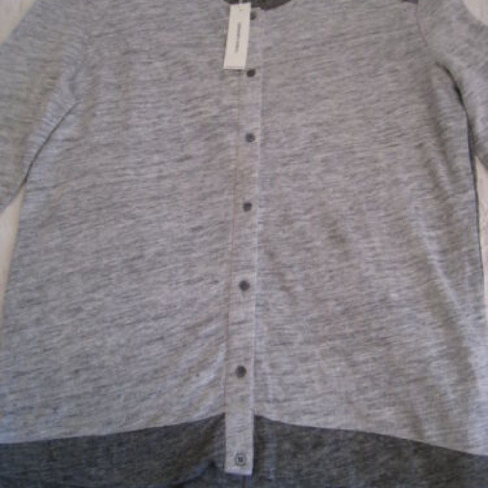 NEW WITH TAG GERARD DAREL GRAY TOP 3/4 SLEEVE 8
